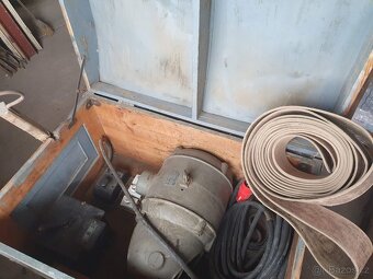 Historický kroužkový motor. - 2