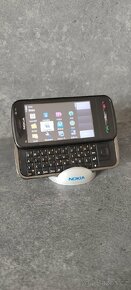 Nokia C6-00 - 2