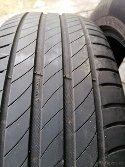 Letní pneu Michelin Primacy 215/55R17 94W - 2