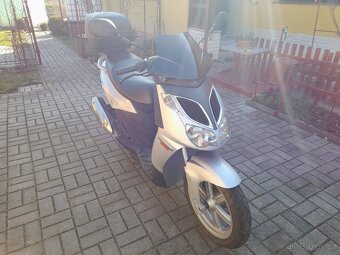 Aprilia SportCity 200 - 2