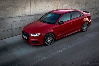 Prodam Audi S3 2017 Facelift v barve Tango Red - 2