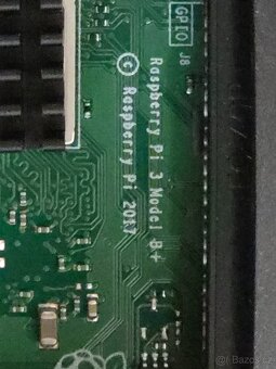 Raspberry Pi 3 B+ + RPI sense hat - 2