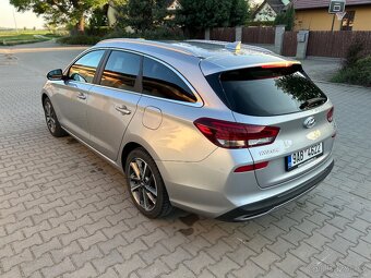 Hyundai i30, 1.6 CRDI 100kw, automat, DPH, 1.majitel, ZÁRUKA - 2