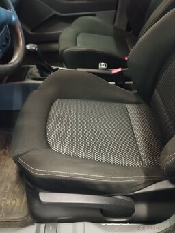 Fabia 1 Sportline sedačky "RS" - 2