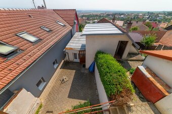 Dům + 2x Vinný sklep - Polešovice - 2
