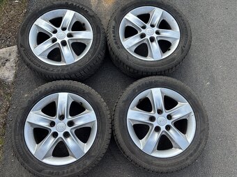 Alu orig letní sada Kia 5x114,3 6J ET51 205/55 R16 - 2