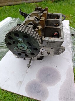 Hlava motoru 1.4 tdi - 2