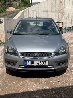 Ford Focus 1,6 benzín - 2