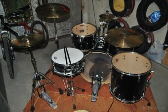 Prodám bicí Pearl Vision Limited Edition - 2