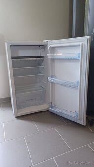 Malá lednice s mrazákem - 2