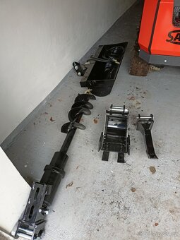 Bagr / Minibagr Saurus 11 - 2