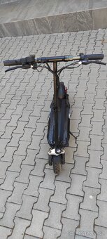 Elektrokoloběžka nefunkční na díly - 2