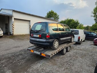Renault Espace 1.9 dTi - 2