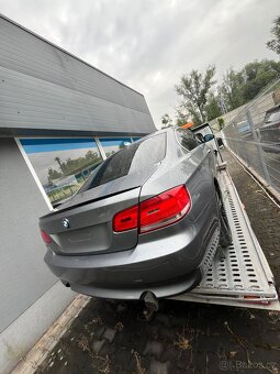 BMW e92 335i RWD Manuál - 2