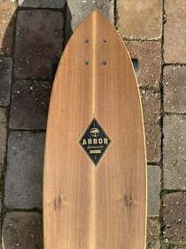 Longboard Arbor Mission Walnut 2015 - půl roku použitý - 2