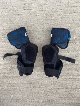 Hokejové lokty Bauer X S21 INT - 2