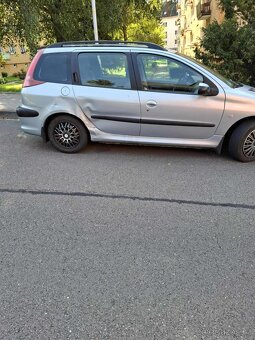 Peugeot - 2