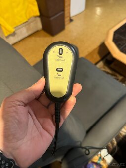elektrické polohovací křeslo pro seniory - 2
