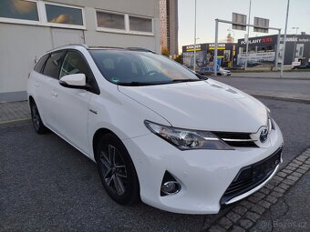 Toyota Auris 1.8 Hybrid Kombi Sports Webasto Panorama Hezká - 2