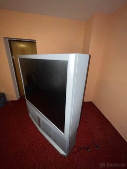 Obří 61″ Sony KP-61PS2 – Retro domácí kino / PS2 / herna – f - 2