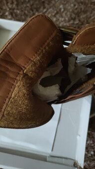 Nové zateplené hnědé kotníčkové boty vel. 38 - 2