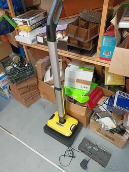 Podlahová myčka Karcher - 2