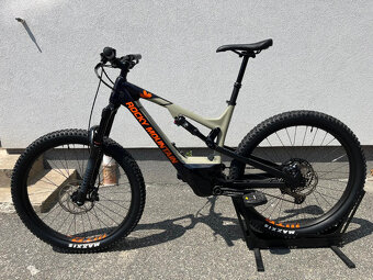 Karbonové elektrokolo velikost M, jako nové - 2