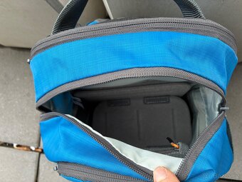 Fotobatoh Lowepro Photo Active BP 200 AW modrý - 2