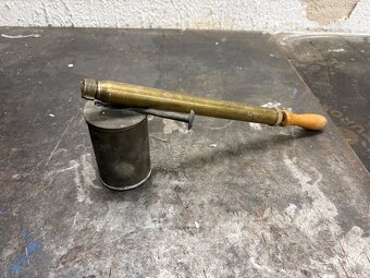 Mosazný postřikovač - 2