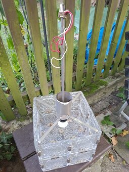 Skleněný lustr - 2