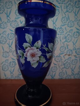 Prodám velkou modrou skleněnou vázu - 2