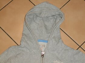 Mikina pro chlapce na 6-7 let. - 2