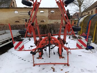 Obraceč sena Kuhn GE 6502 - 2