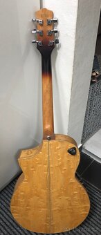 Kytara Ibanez - obláčkový jasan - 2