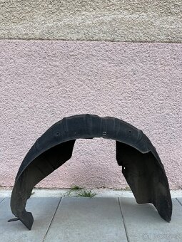 Levý zadní podběh Škoda Superb 3 - 2