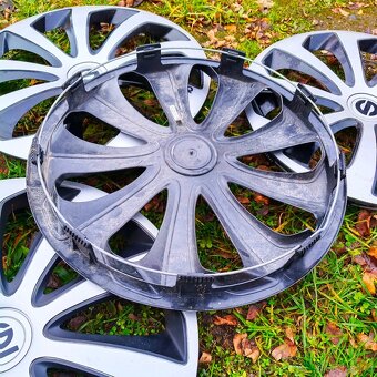 Poklice kryty kol 15" Sparco - 2