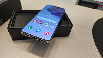 Samsung Galaxy S20 - funkčný - 2