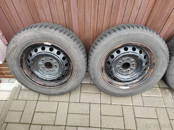 195/65/15 zimni kola Toyota - 2