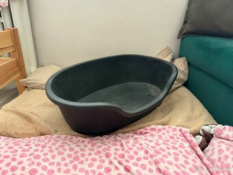 Plastový pelech pro psa - 2