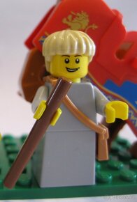 Lego castle přehoz/čabraka,kůň,zbojník forestman - 2