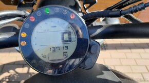 Yamaha xsr 700 - 2