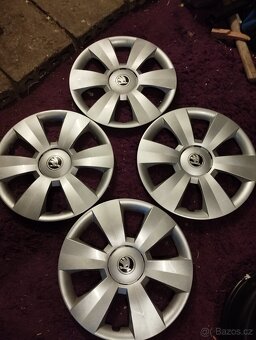 Poklice Škoda R/15.original - 2
