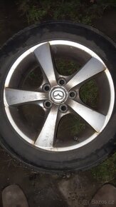 Mám tu 3 Ks ráfků, mazda 3, 6 - 16" - 2