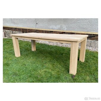 Dubový masivní jídelní stůl - Max 220 cm - 2