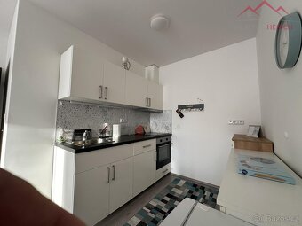 Pronájem bytu 2+kk (50 m2) Žižkovo náměstí, Chomutov - 2
