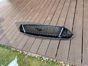 Ford mustang GT 17-23 grill maska - 2