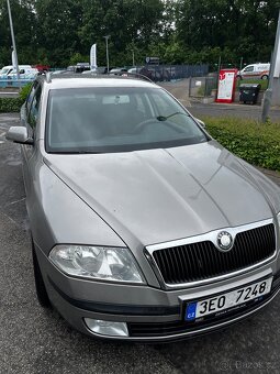Škoda Octavia II Combi 1.9 TDI – výbava Harmony (2008) - 2