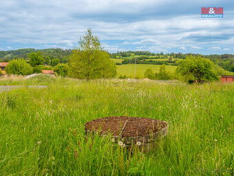 Prodej pozemku k bydlení, 983 m², Libež - 2