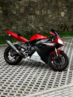 Yamaha R1 2003 - 37tis. najeto - 2