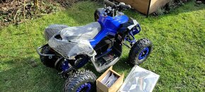 Nová zelená dětská elektr. čtyřkolka M-Gade 1200w - 2